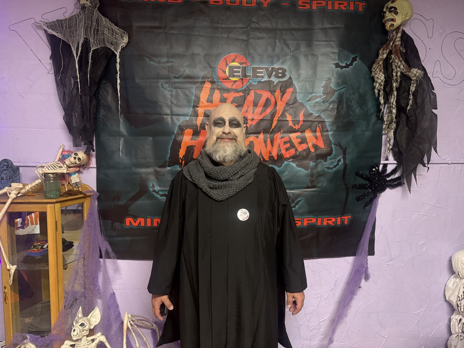 C023 — Earl Russell costume photo